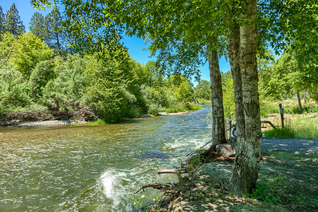 Applegate River